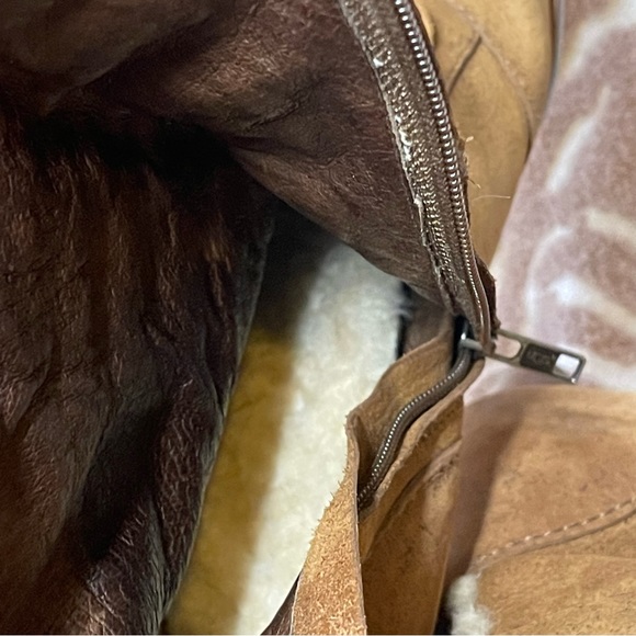 Ugg Camille tall lace up boot shearling size 9 - Picture 12 of 13